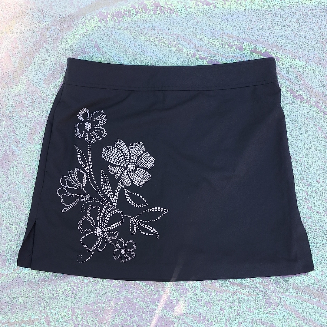 Izod Elegant Black Floral Skirt Skort Nwt
